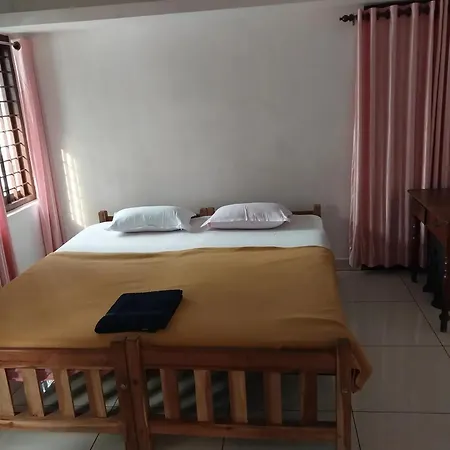 Lloydskochi Home Stay Room photo